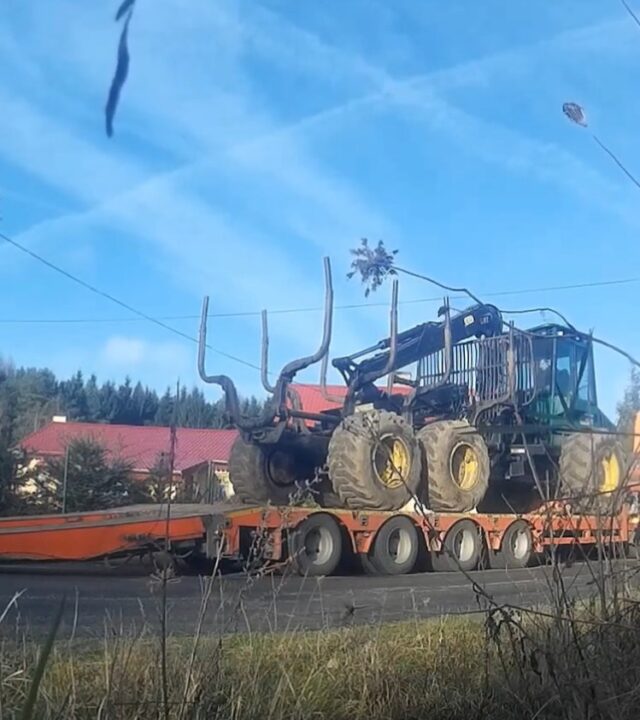 transport-forwardera-timberjack-1010b-pomysk-maly-elzbiecin-01