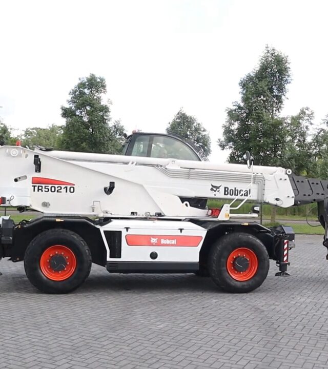 transport-ladowarki-bobcat-5021-wloclawek-radymno-01