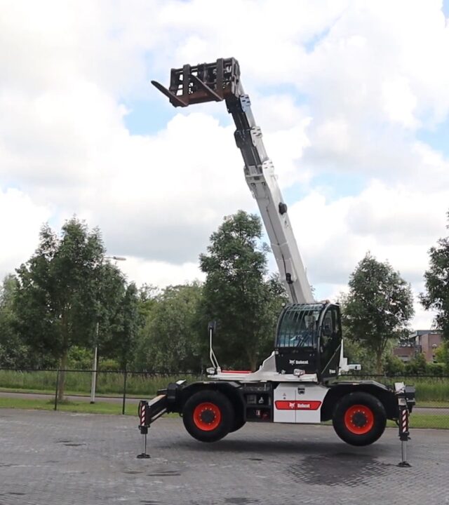 transport-ladowarki-bobcat-5021-wloclawek-radymno-02
